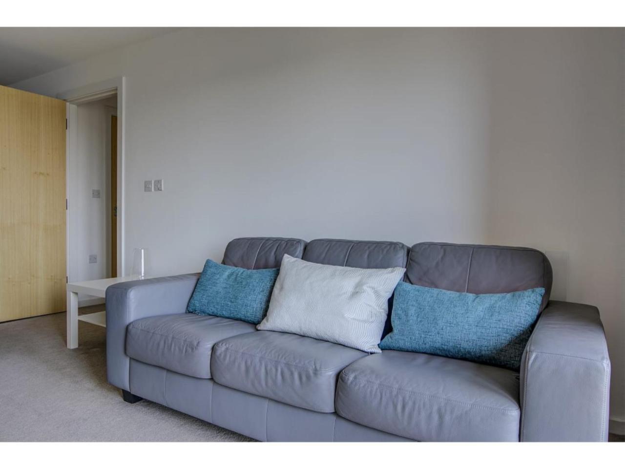 Large, Spacious And Modern Apt For 4 In Manchester Dış mekan fotoğraf